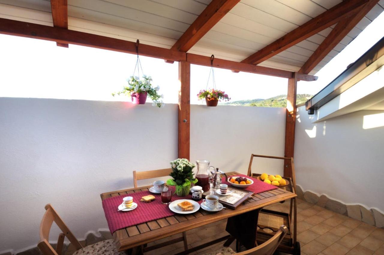 Casa Vacanze Ammentos Ольмедо Экстерьер фото